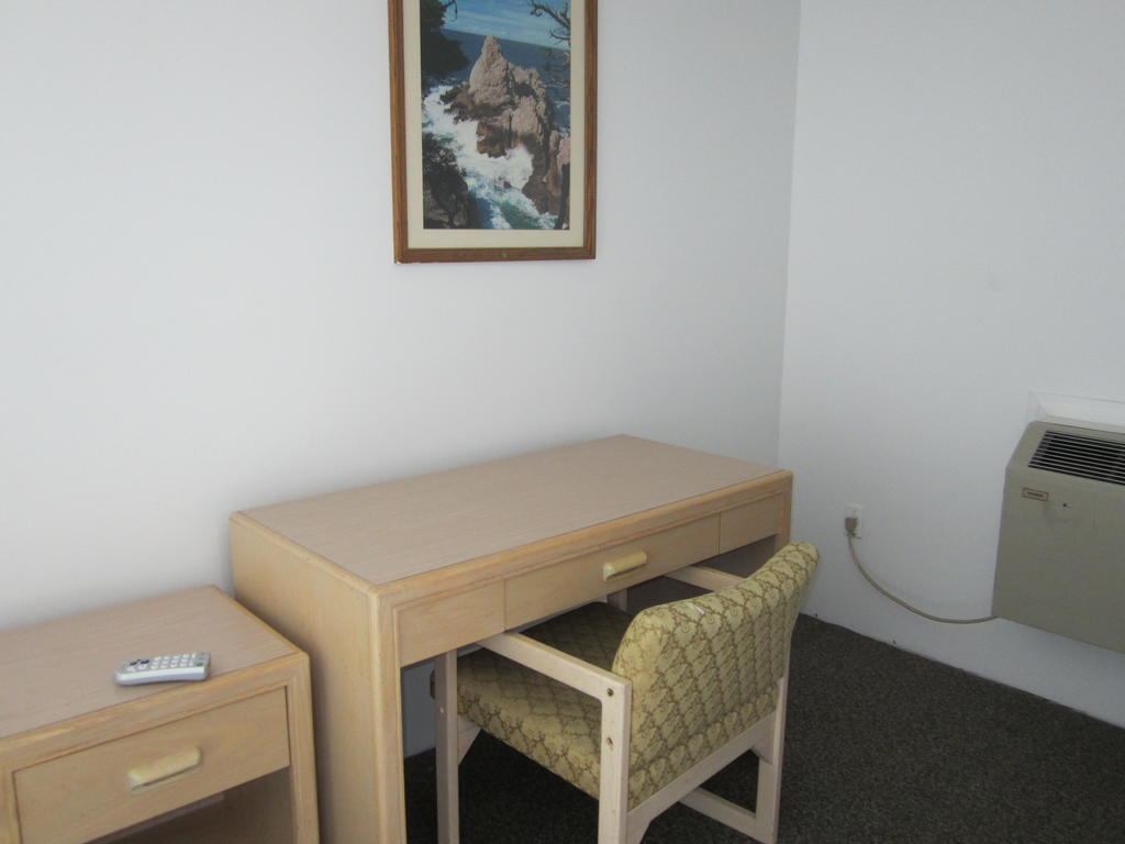 Oasis Hotel Cache Creek Quarto foto